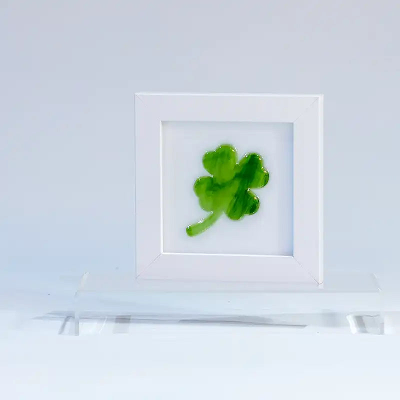 Unique Glass Artwork: Four-Leaf Clover