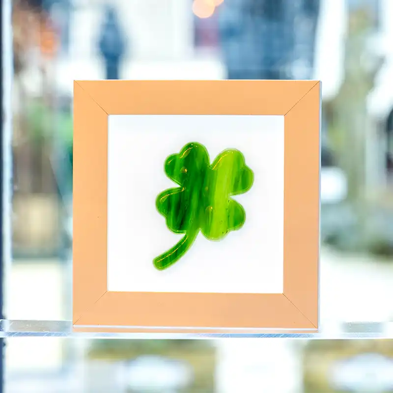 Unique Glass Artwork: Four-Leaf Clover